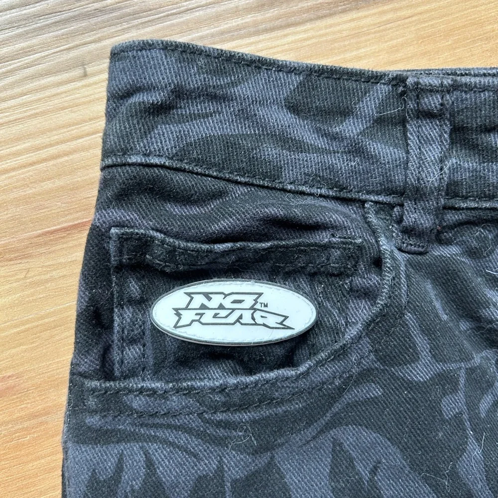 💗black and gray straight leg pants - Picture 3 of 6